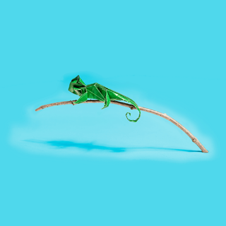 Origami chamaeleon