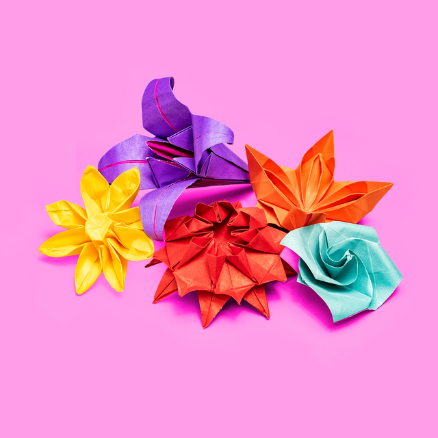 Origami of 5 flowers