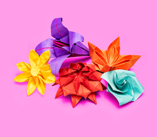 Origami of 5 flowers