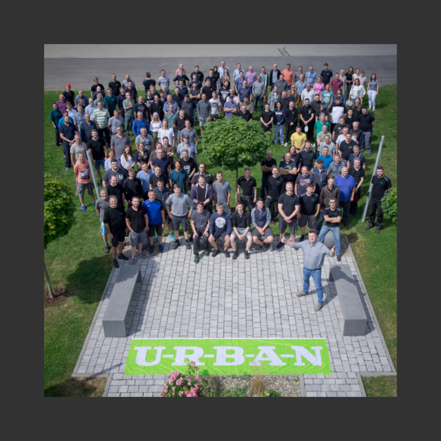 Teamfoto bei URBAN Maschinenbau